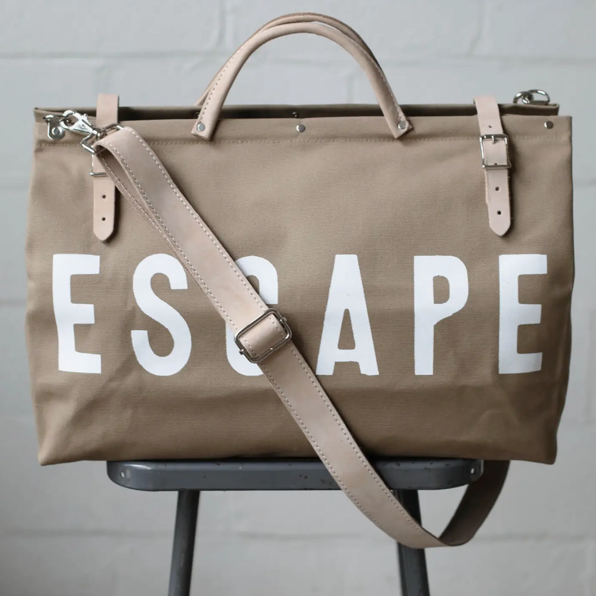 FORESTBOUND - ESCAPE Canvas Utility Bag - Khaki – Nash + Banks