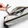 Bellroy Lite Sling - Chalk