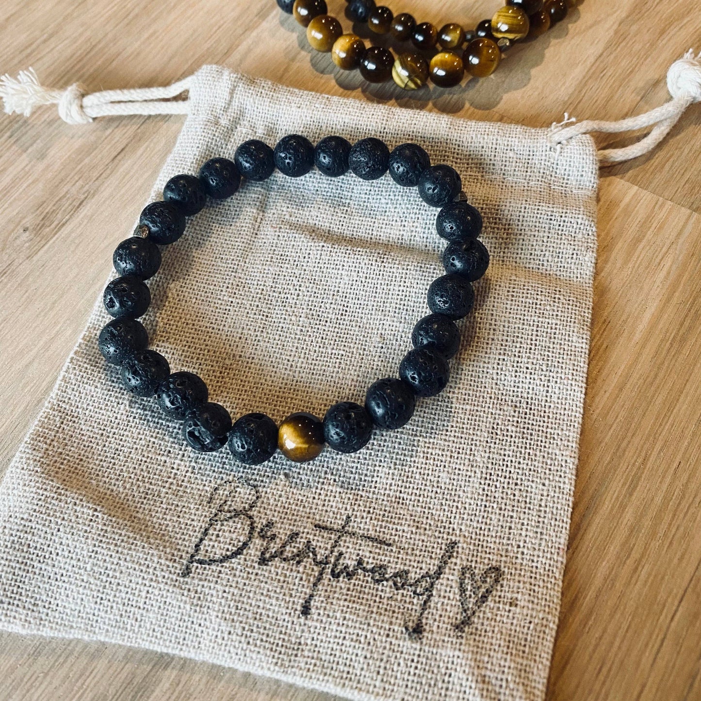 Brentwood Collective | Lava 8 | Aroma Bracelet - NASH + BANKS