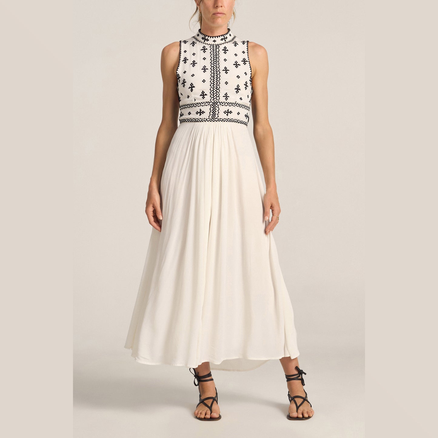 ILIO NEMA | Dove Dress | Folk Embroidery Silk - NASH + BANKS