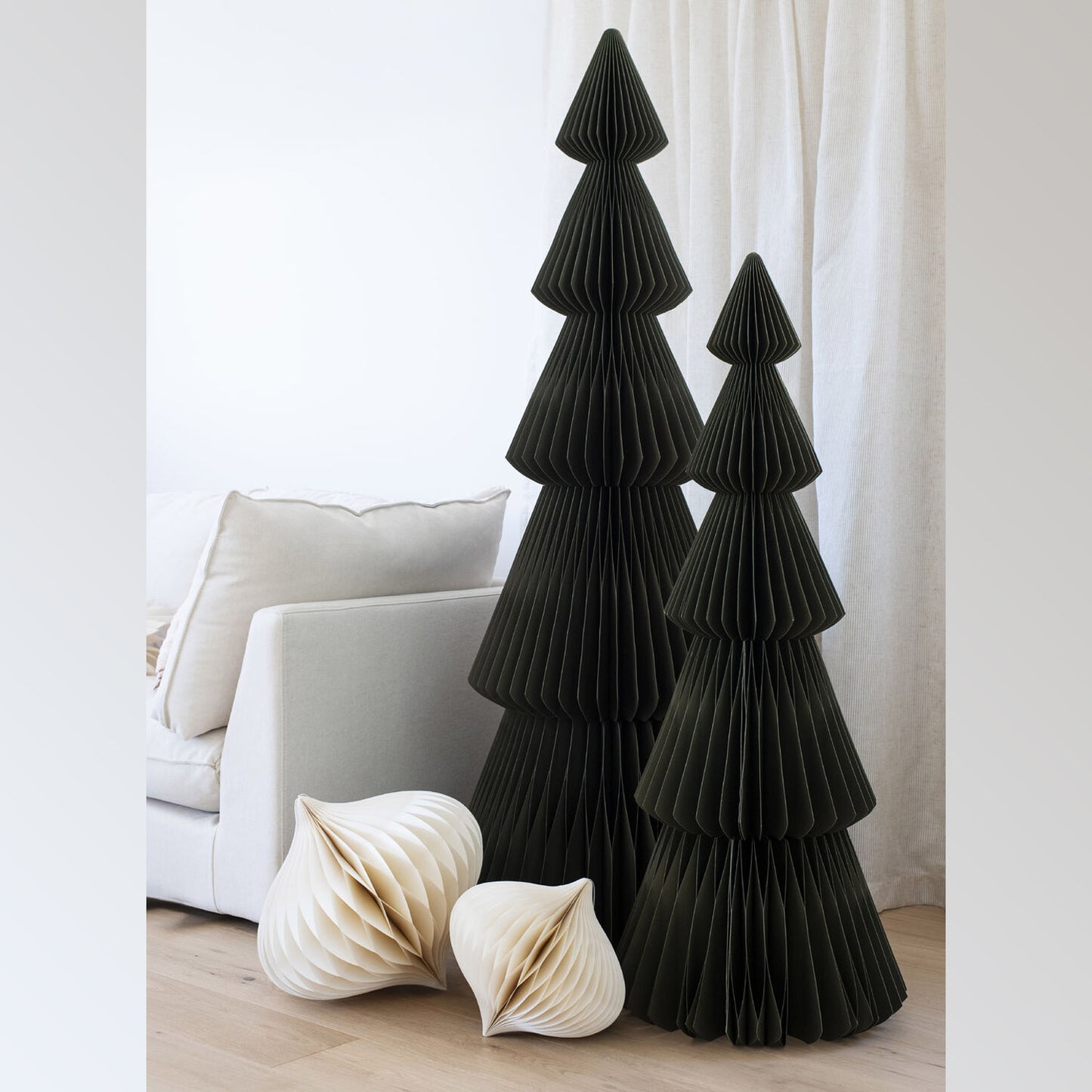 Nordic Rooms | Evergreen Tree Standing | Off-white - NASH + BANKS | Olive Green