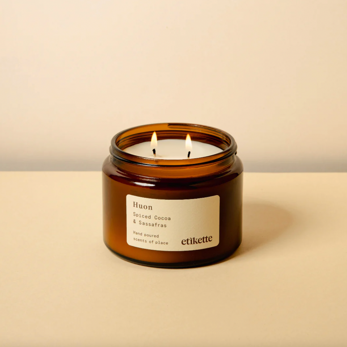 Huon // Spiced Cocoa & Sassafras | Candle - NASH + BANKS