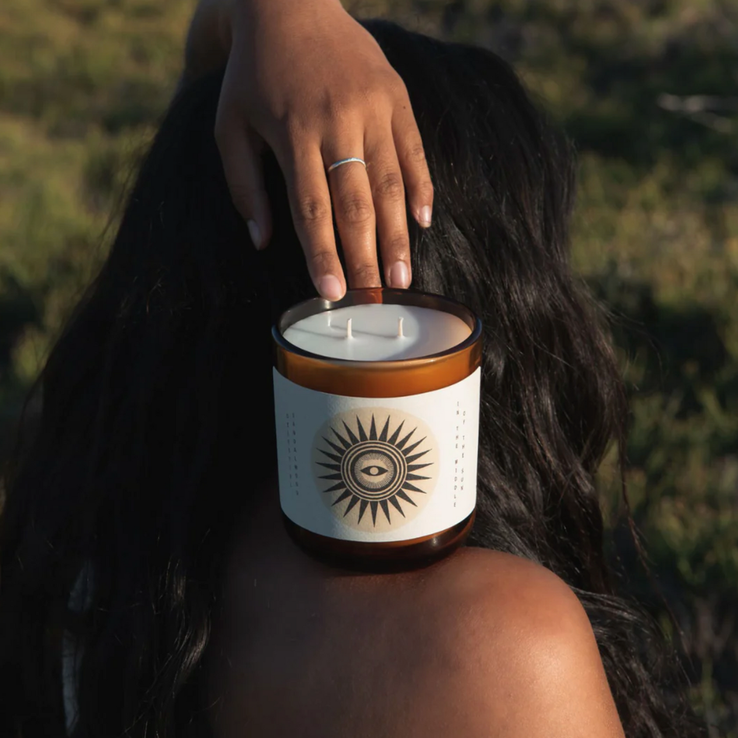 Etikette - In the Middle of the Sun ~ Celestial Sandalwood ~ Candle