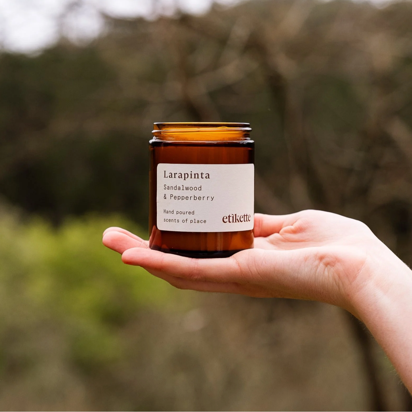 Etikette - Larapinta // Sandalwood & Pepperberry | Soy Candle