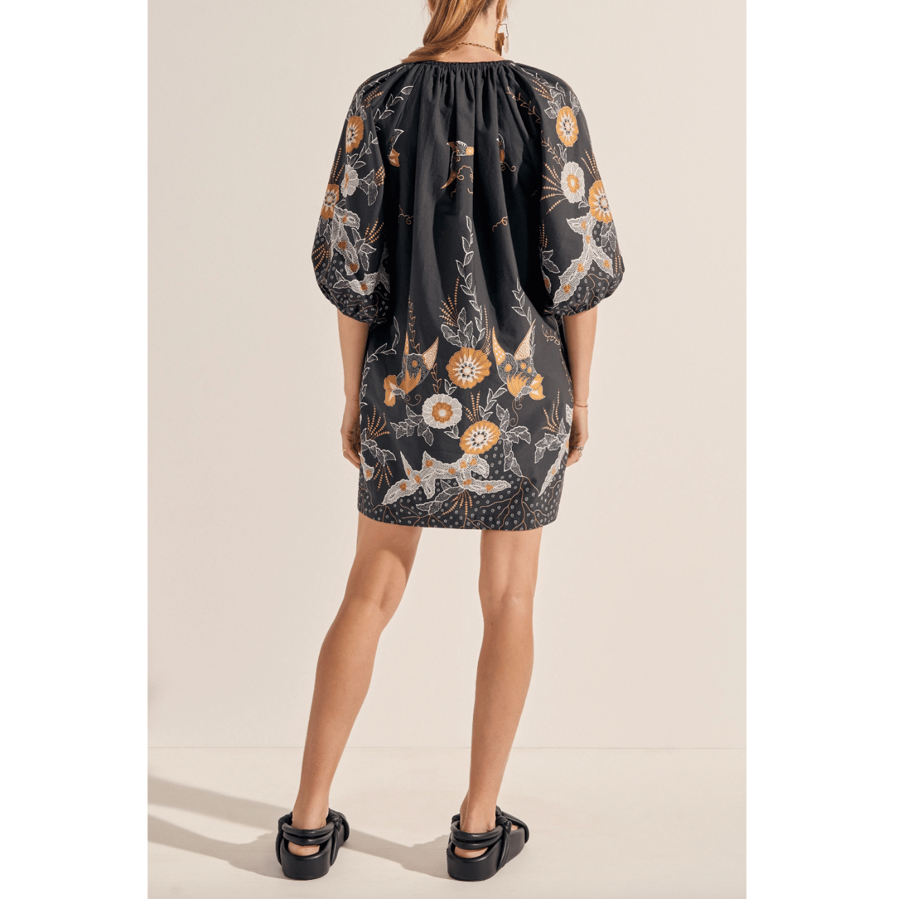 
                  
                    ILIO NEMA - Midas Navy Batik Print Dress
                  
                