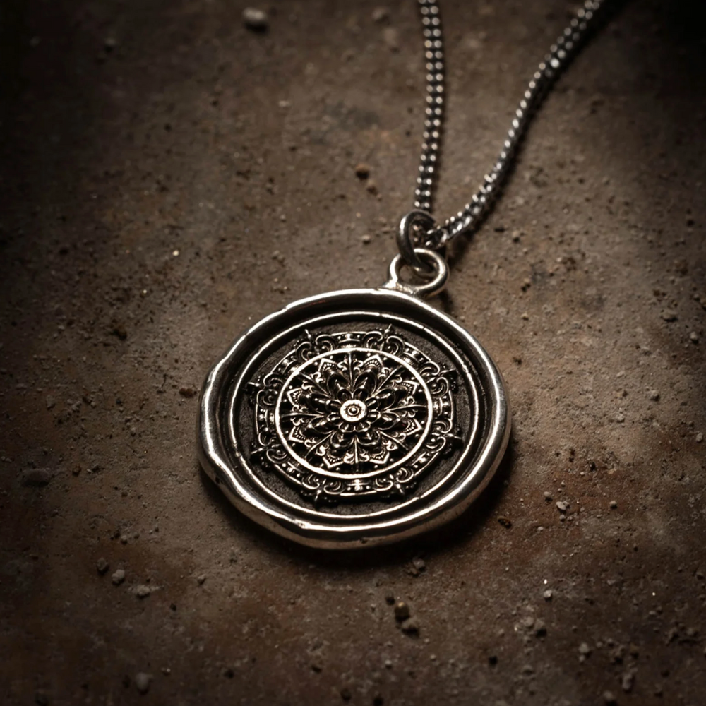 Pyrrha | Mandala Necklace