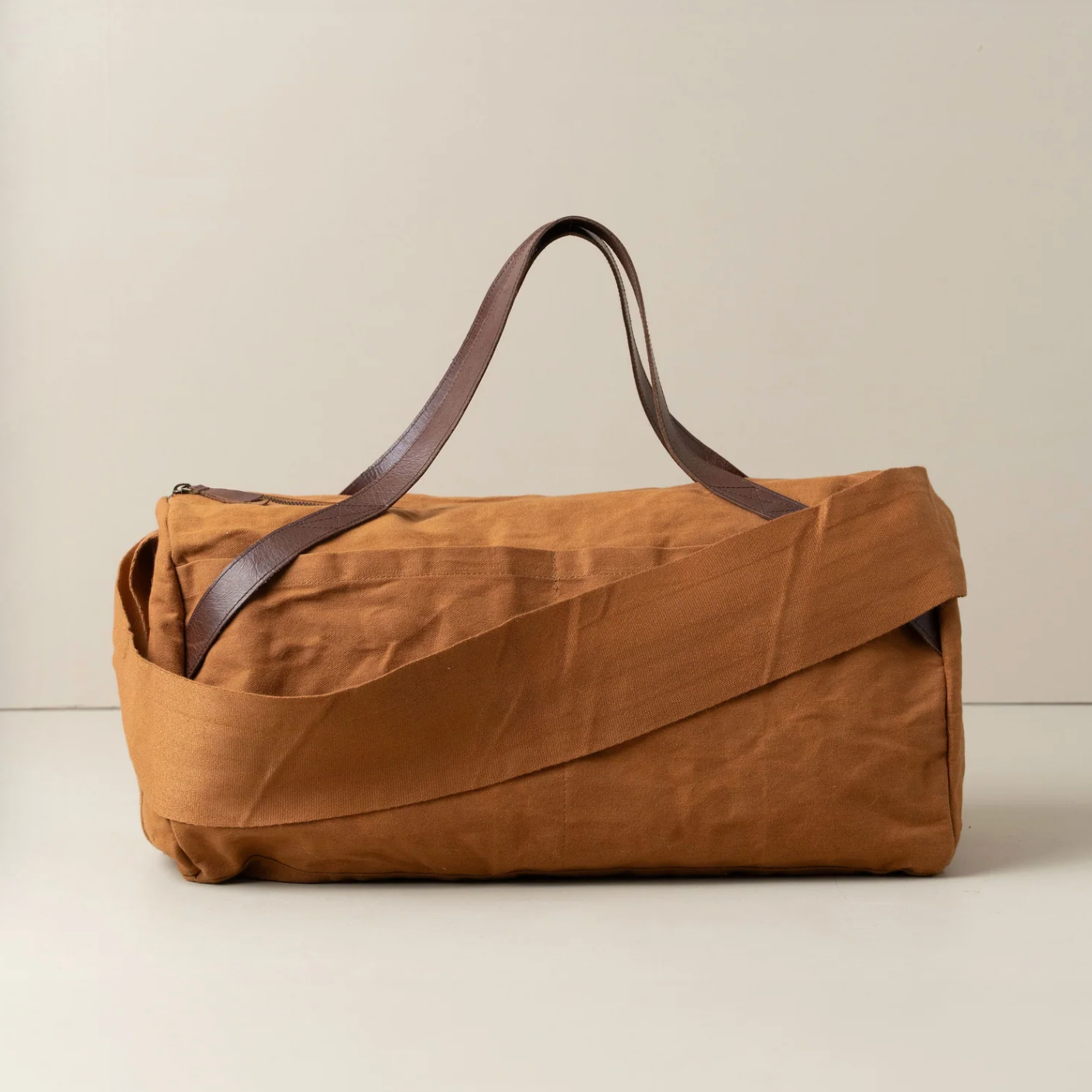 SAARDE | Journey Duffle Canvas Bag | Terracotta