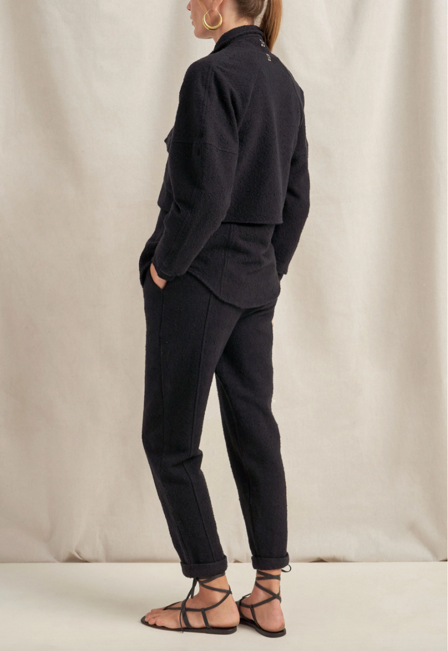 ILIO NEMA - Nomos Cropped Black Boucle Jacket