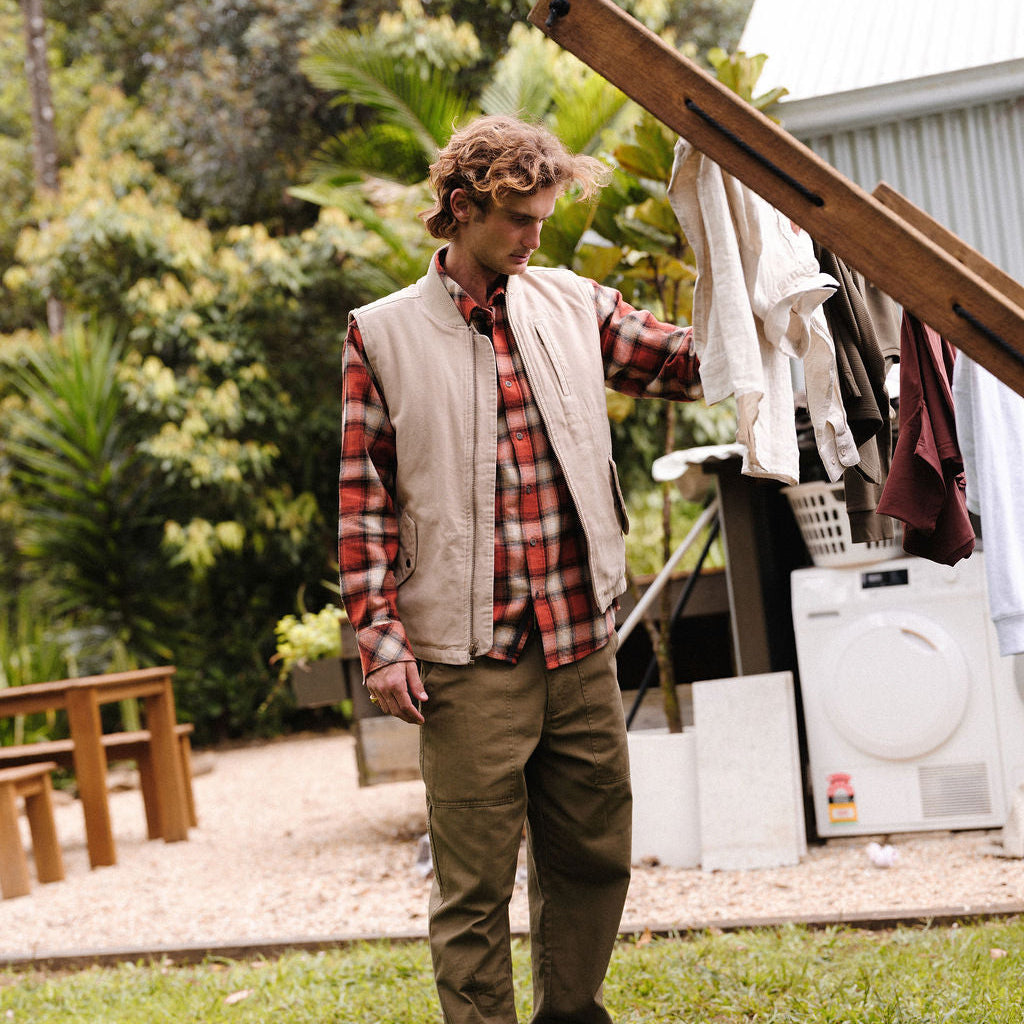 Mr Simple | Rob Sleeveless Jacket | Stone - NASH + BANKS
