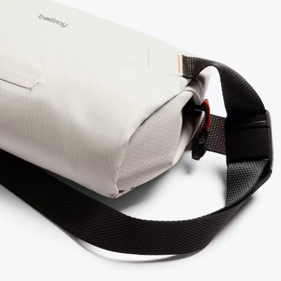 Bellroy Lite Sling Mini - Chalk