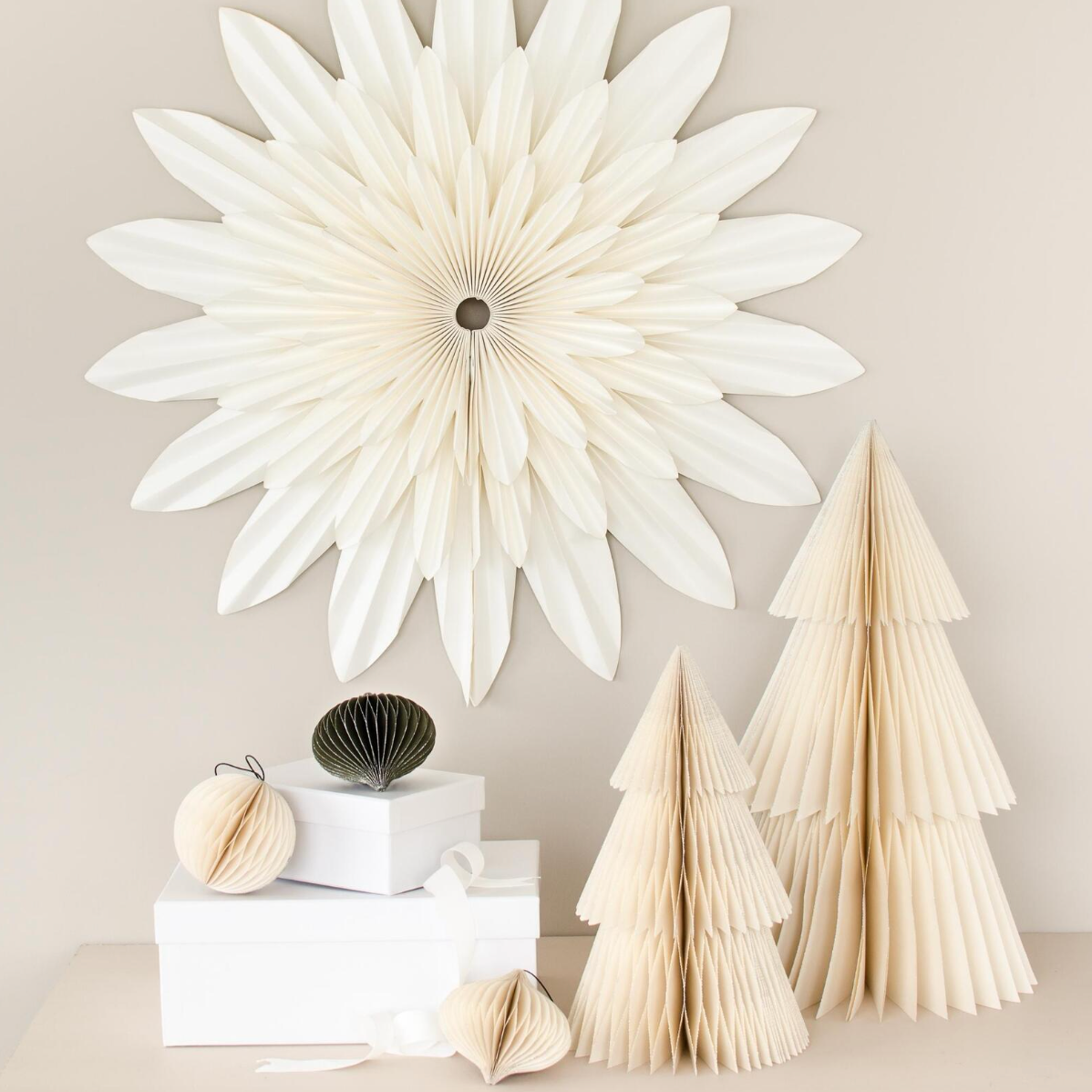 
                  
                    Deluxe Tree Standing Ornament - Off-White [45cm]
                  
                