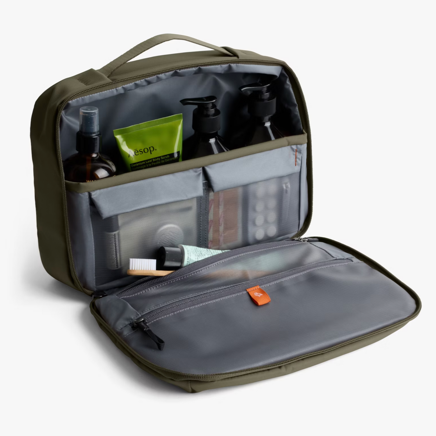 Bellroy | Hanging Toiletry Kit | Plus