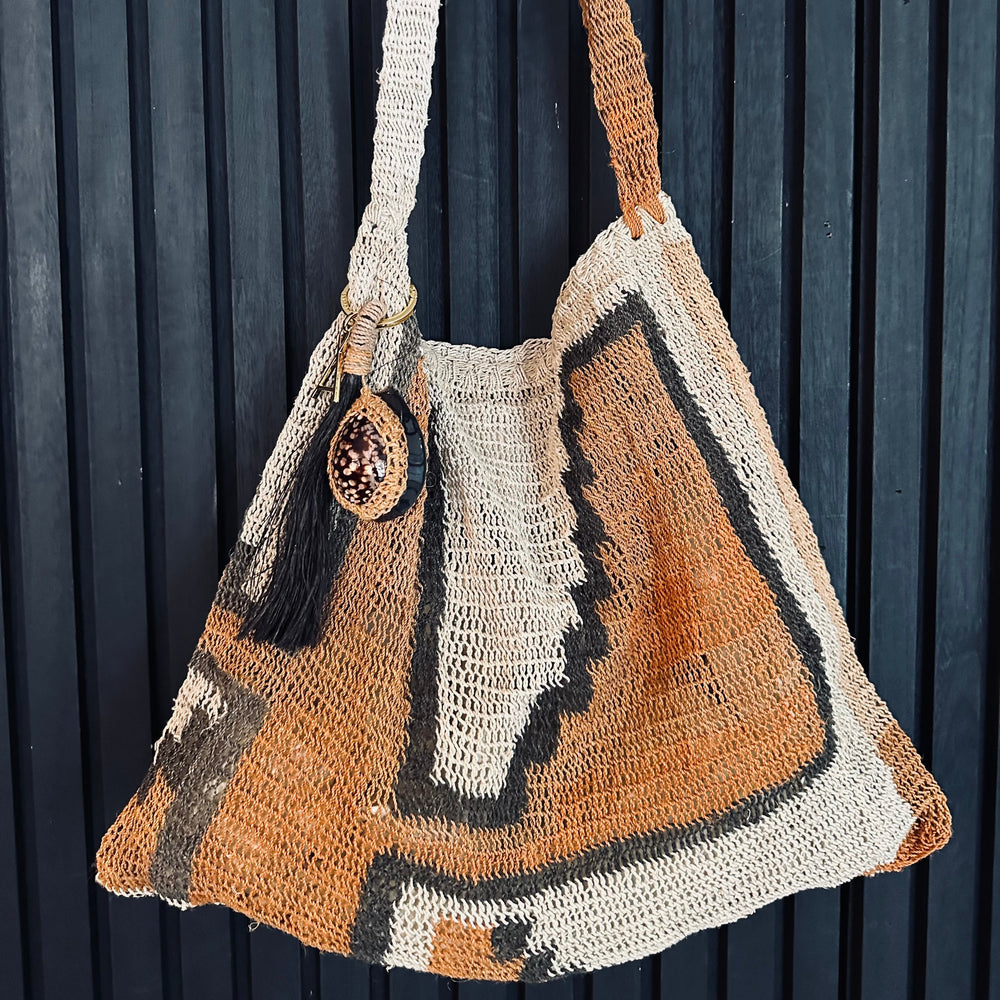 Among Equals | Natural Design Bilum | 3398